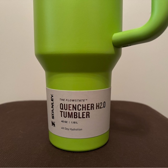 Stanley The Quencher H2.0 Flowstate Tumbler 40oz - Lime Green - Picture 8 of 12